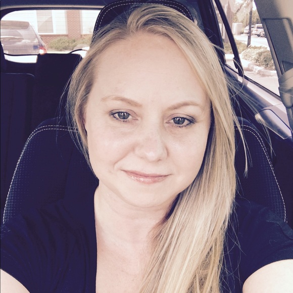 Meet your Posher, Susan - Picture 5 of 5